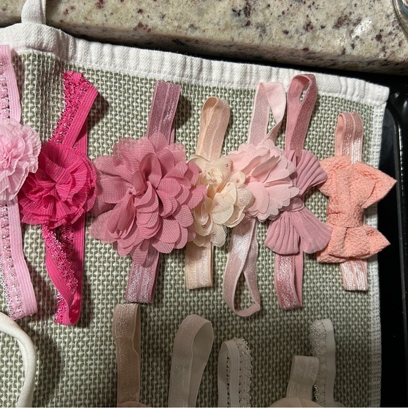 Assorted Baby Headbands with Bows and Flowers - Picture 3 of 14